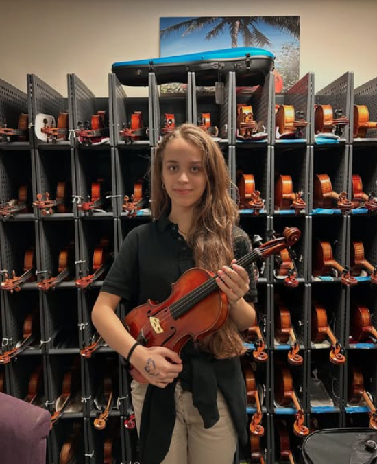 up and coming violinist at Barnesviolins